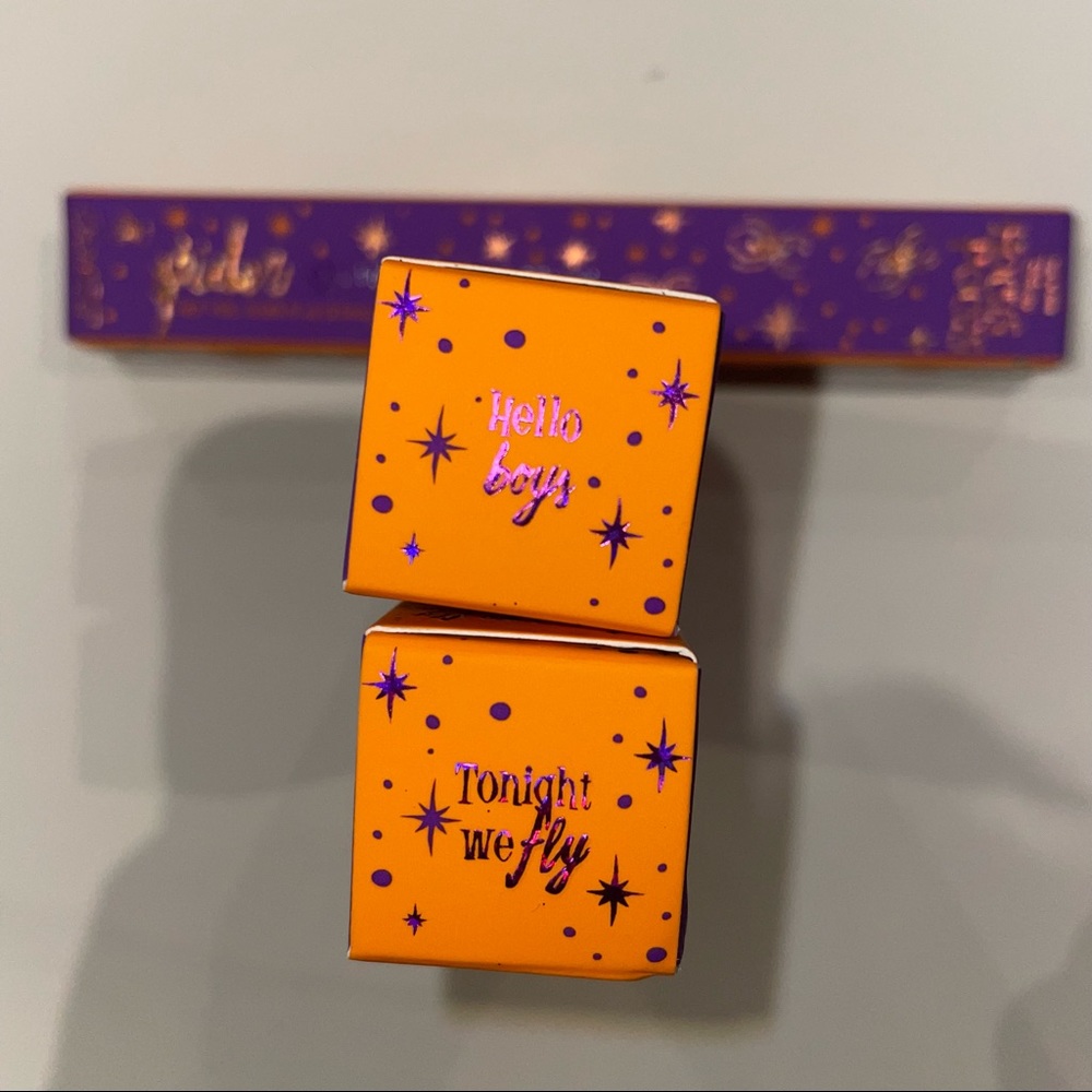 Hocus Pocus Makeup Set - Picture 3 of 3